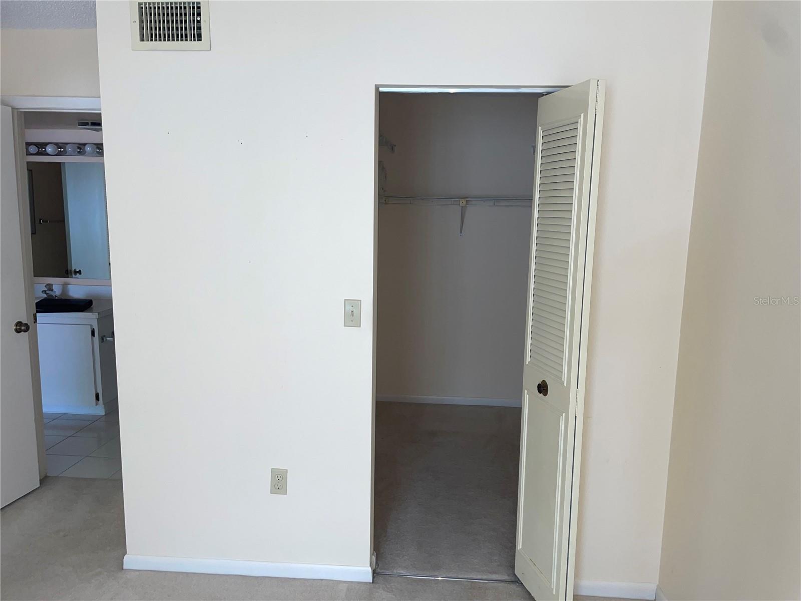 2642 PINE RIDGE WAY S #D1 — photo 18