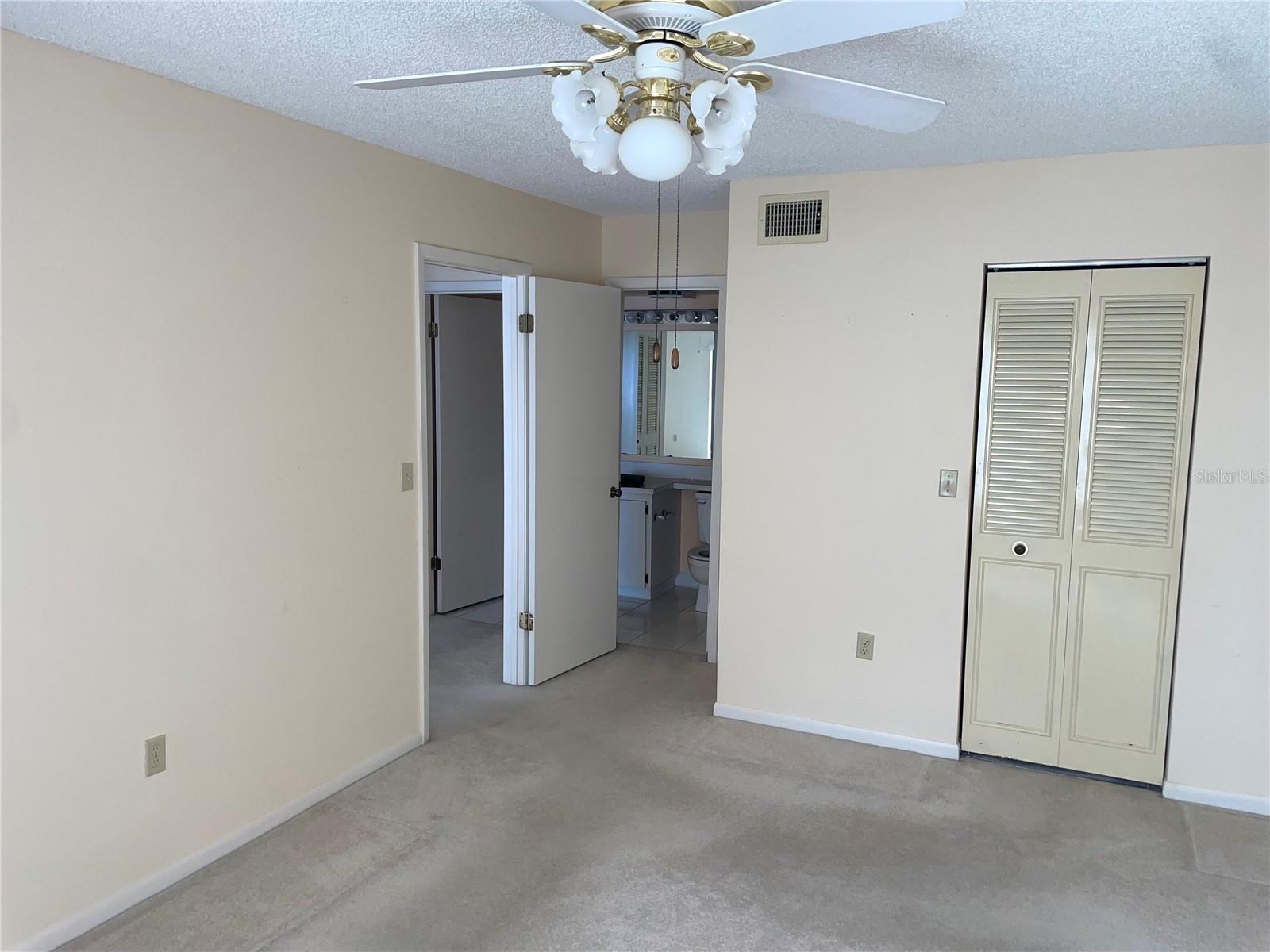 2642 PINE RIDGE WAY S #D1 — photo 17