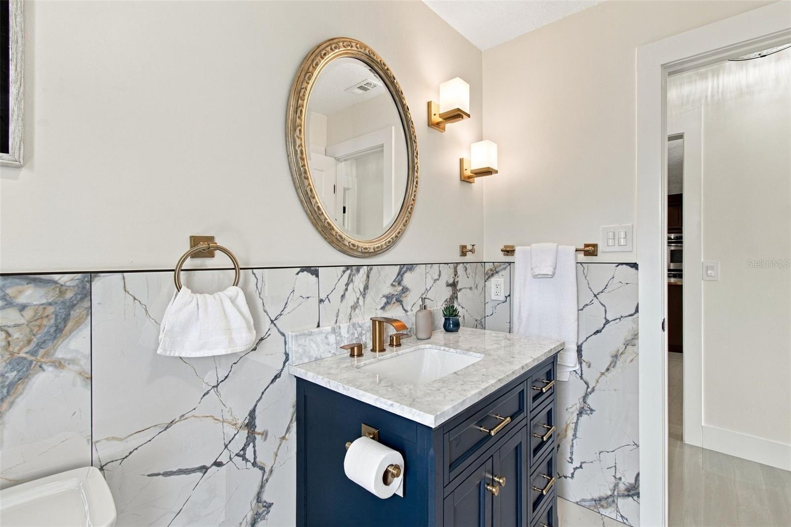 15113 ALEXIS DR — photo 34