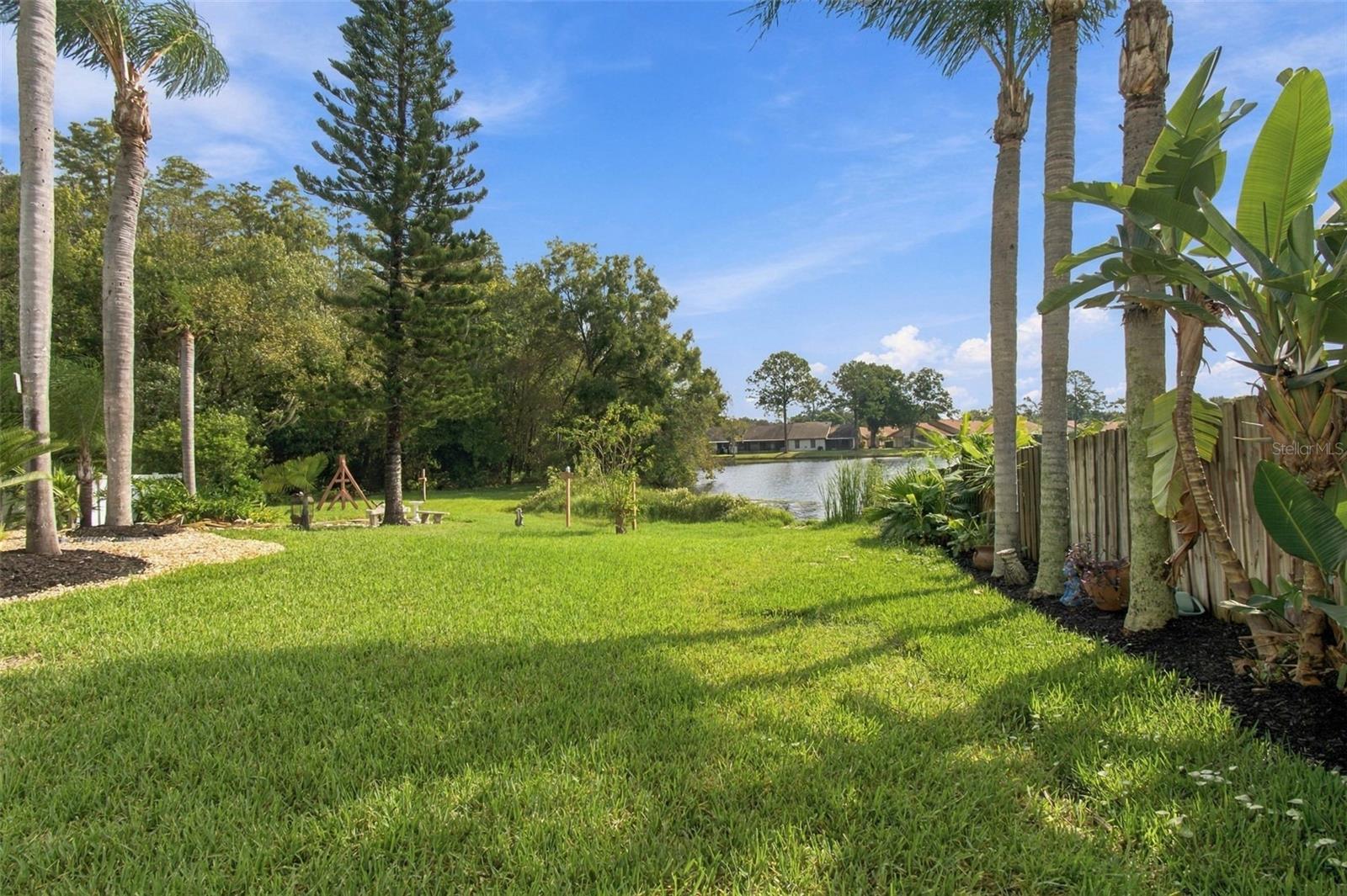 15113 ALEXIS DR — photo 46