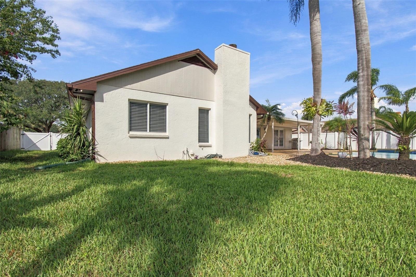 15113 ALEXIS DR — photo 47