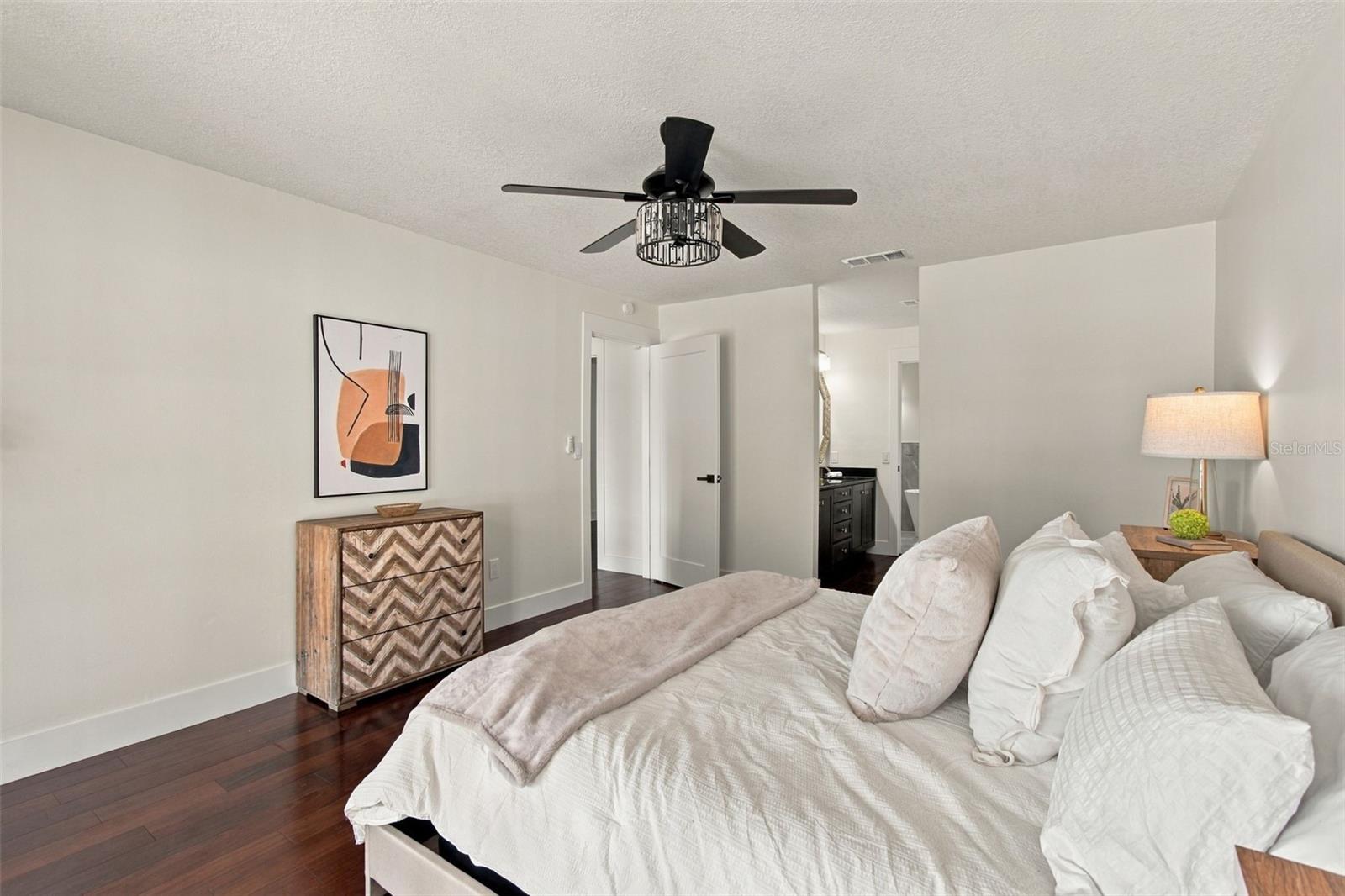 15113 ALEXIS DR — photo 39