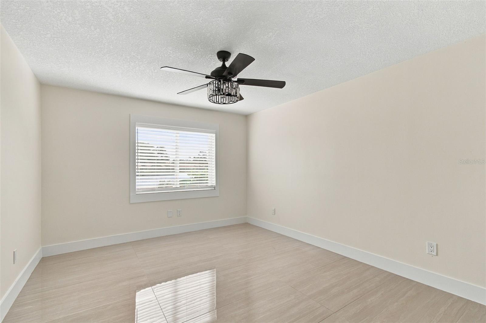 15113 ALEXIS DR — photo 29