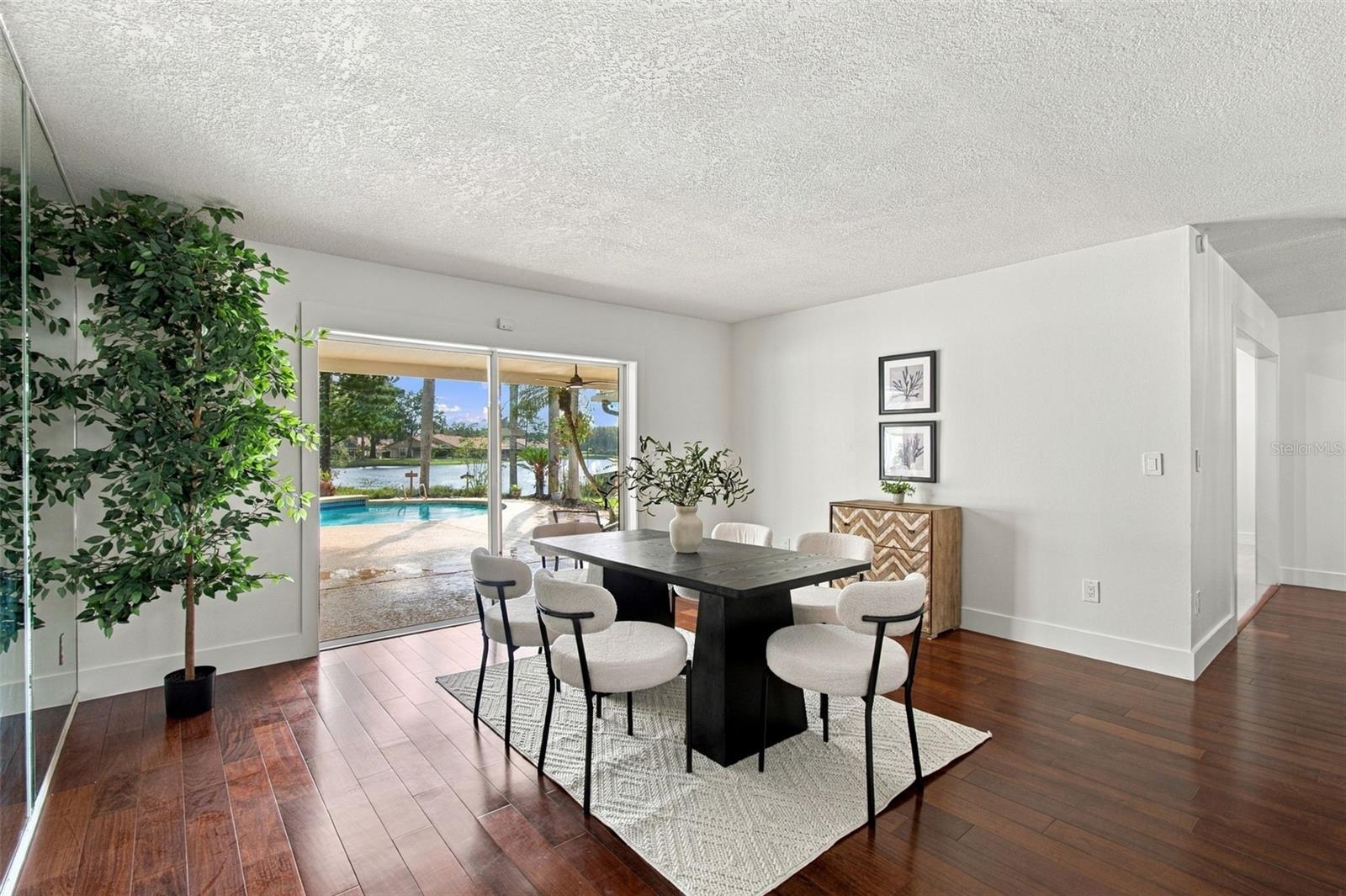 15113 ALEXIS DR — photo 23