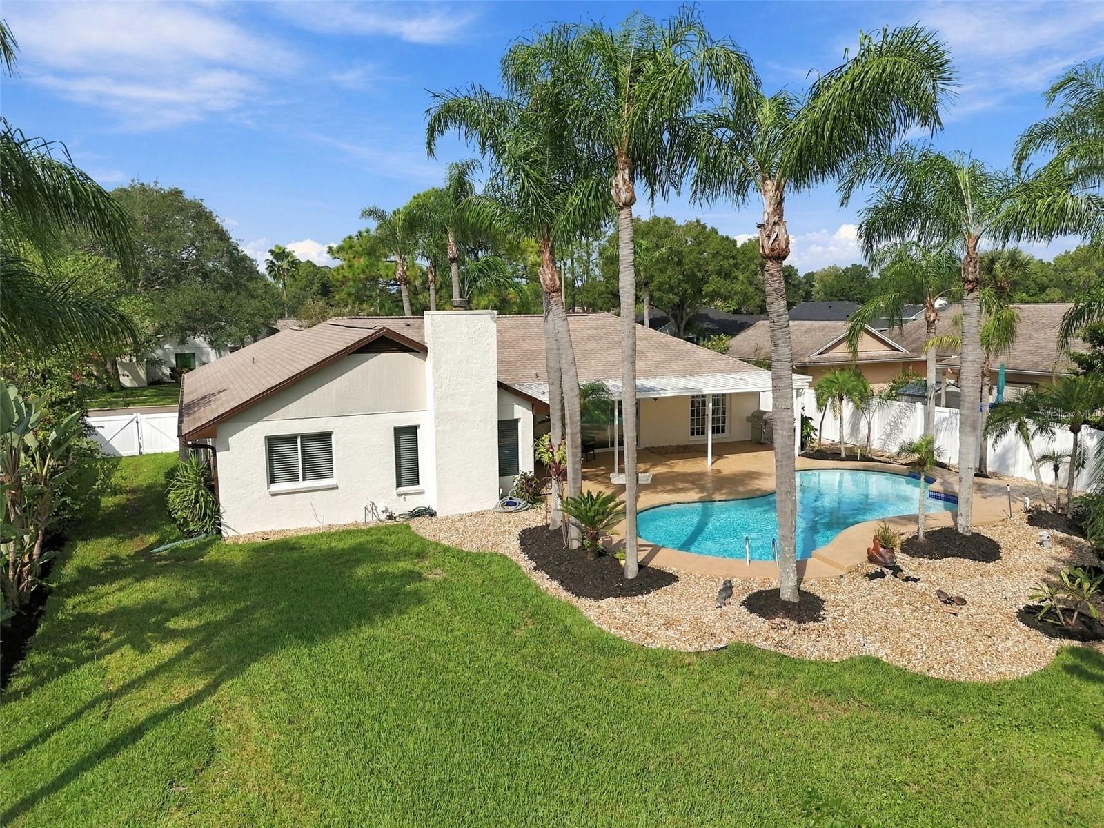 15113 ALEXIS DR — photo 45