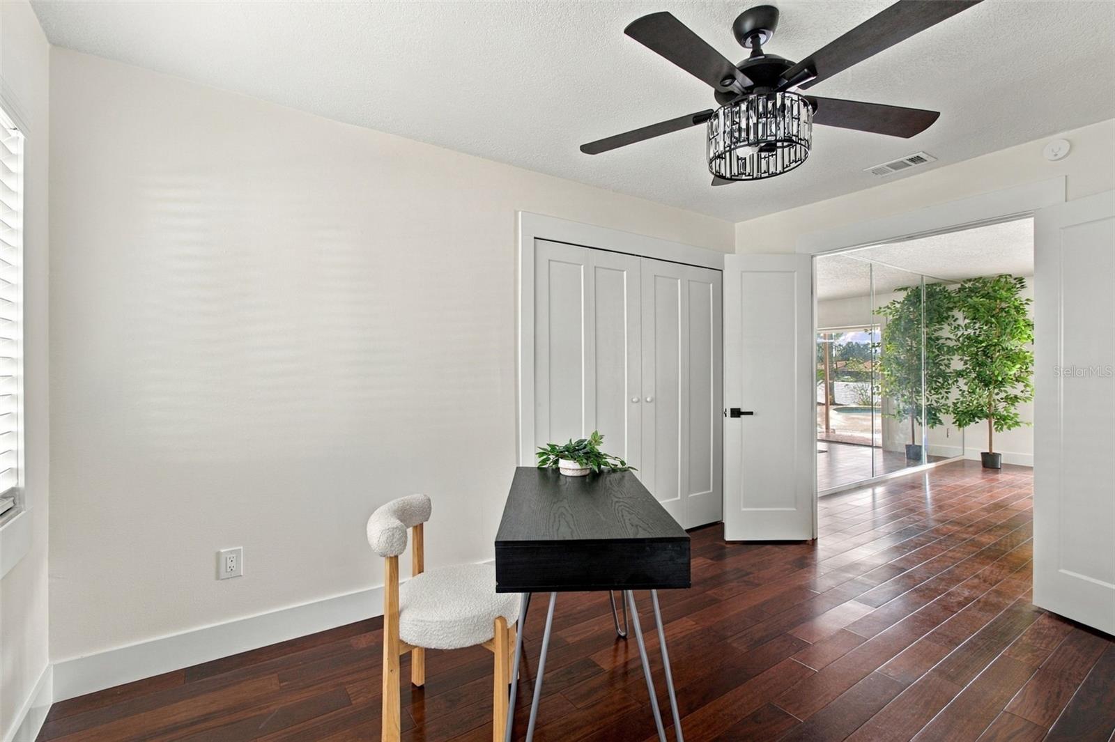 15113 ALEXIS DR — photo 24