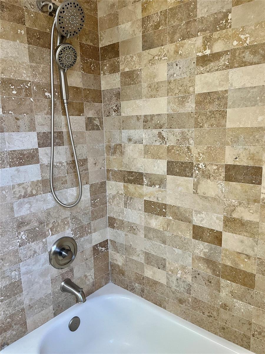 2080 SUN TREE CIR N — photo 12