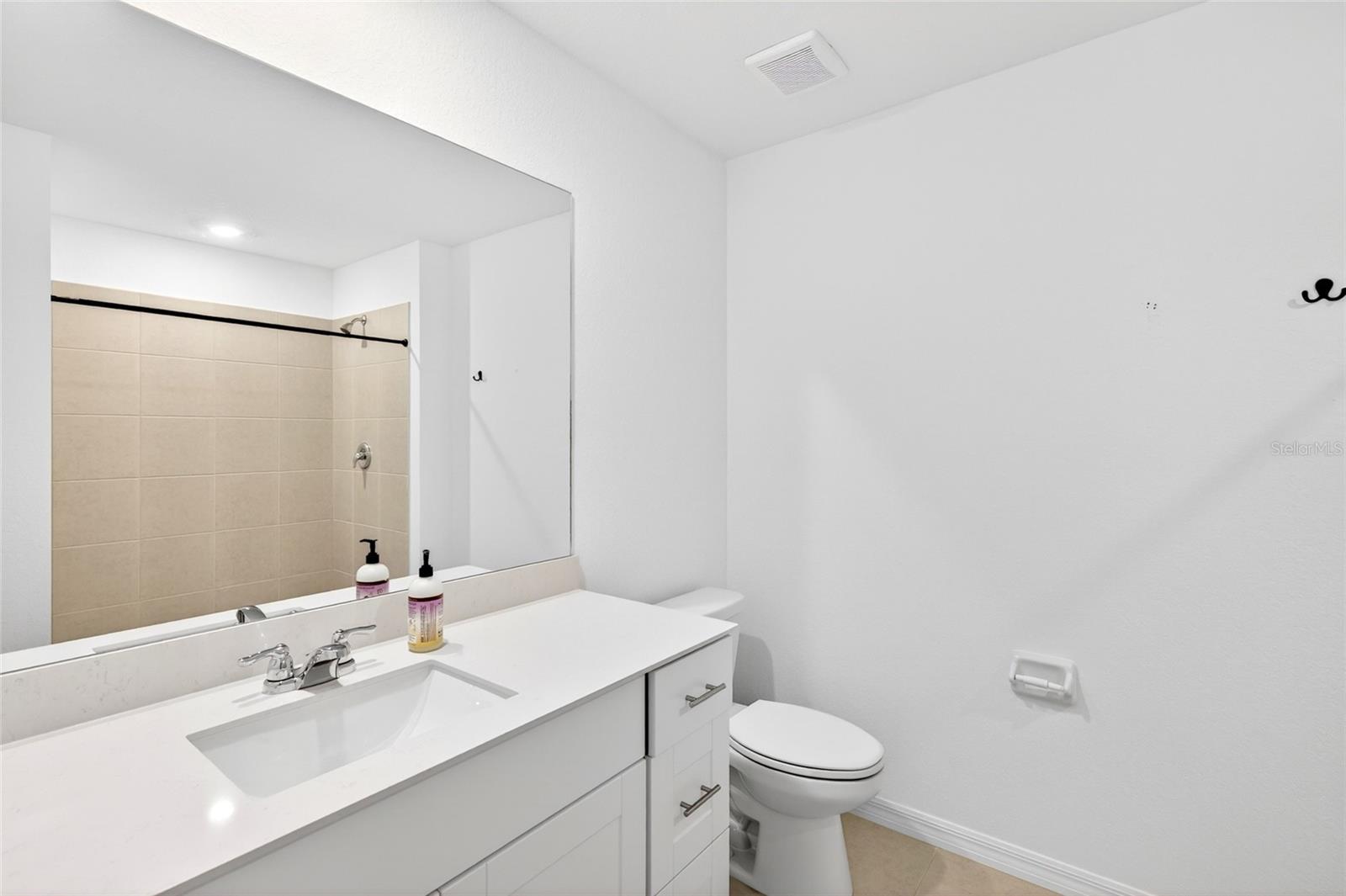 3809 AMBERSWEET XING — photo 14