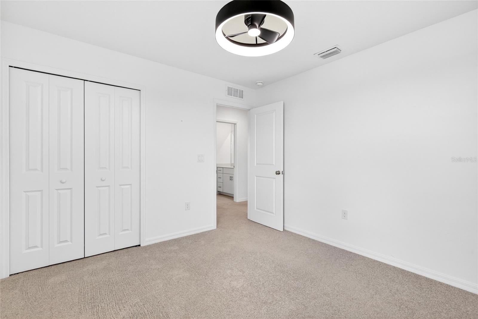 3809 AMBERSWEET XING — photo 40