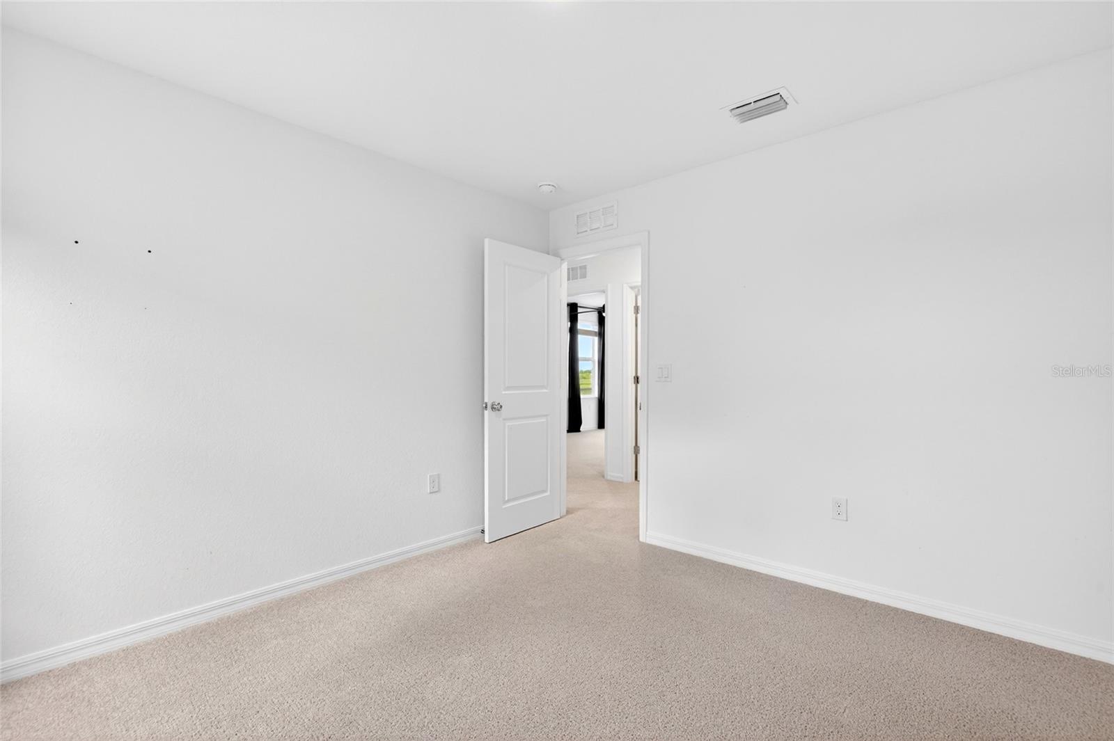 3809 AMBERSWEET XING — photo 30