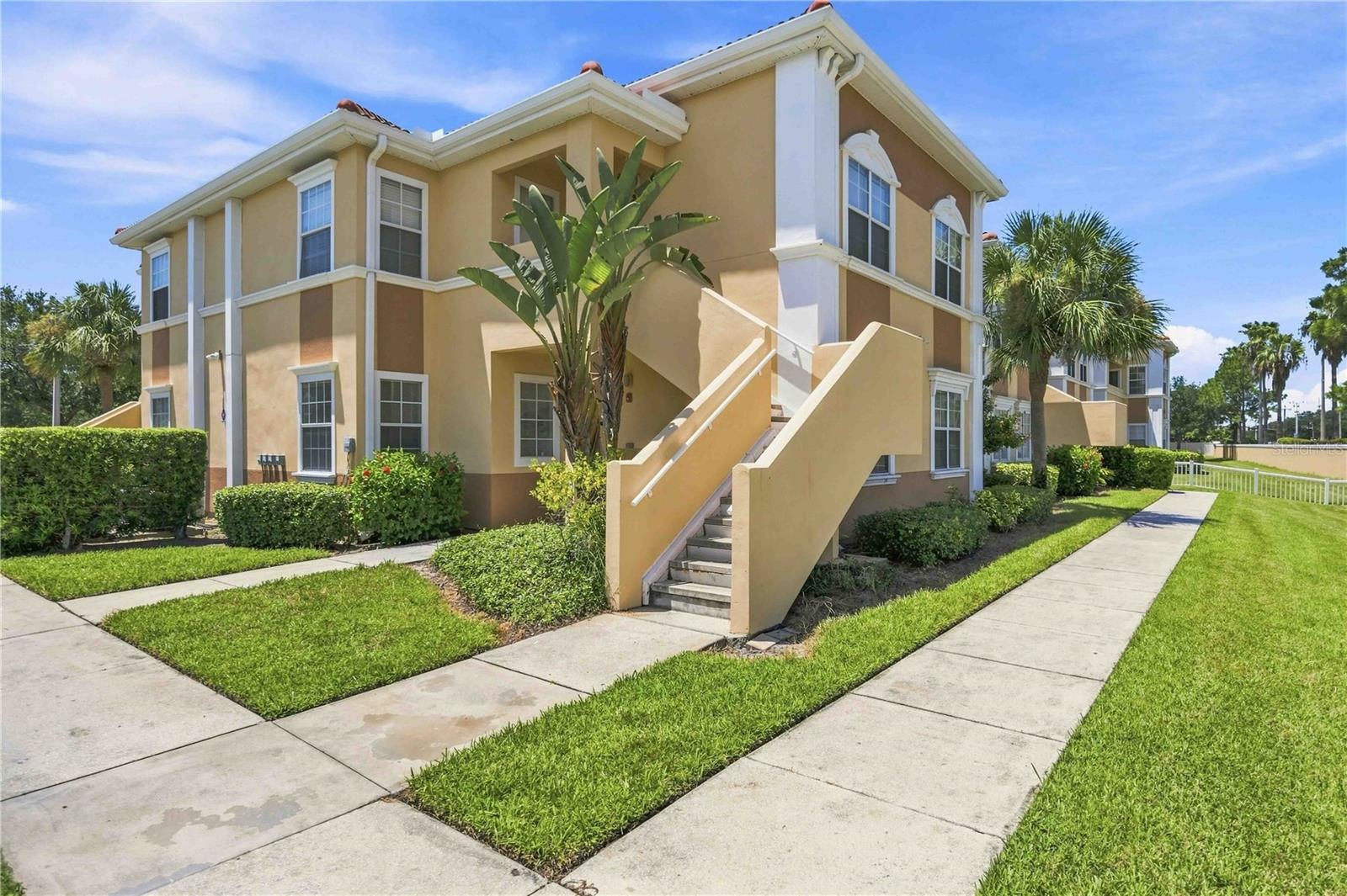 1195 VILLAGIO CIR #206 — photo 3