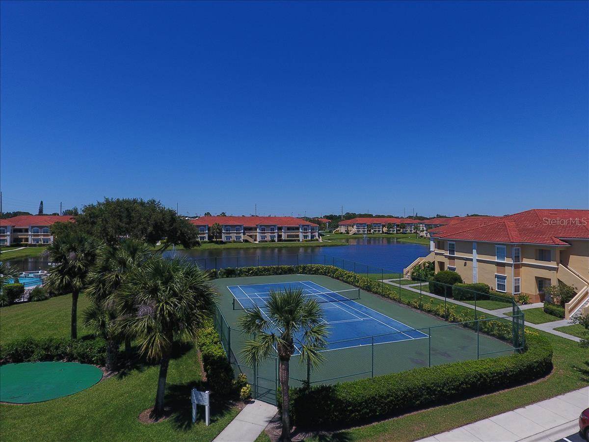1195 VILLAGIO CIR #206 — photo 35
