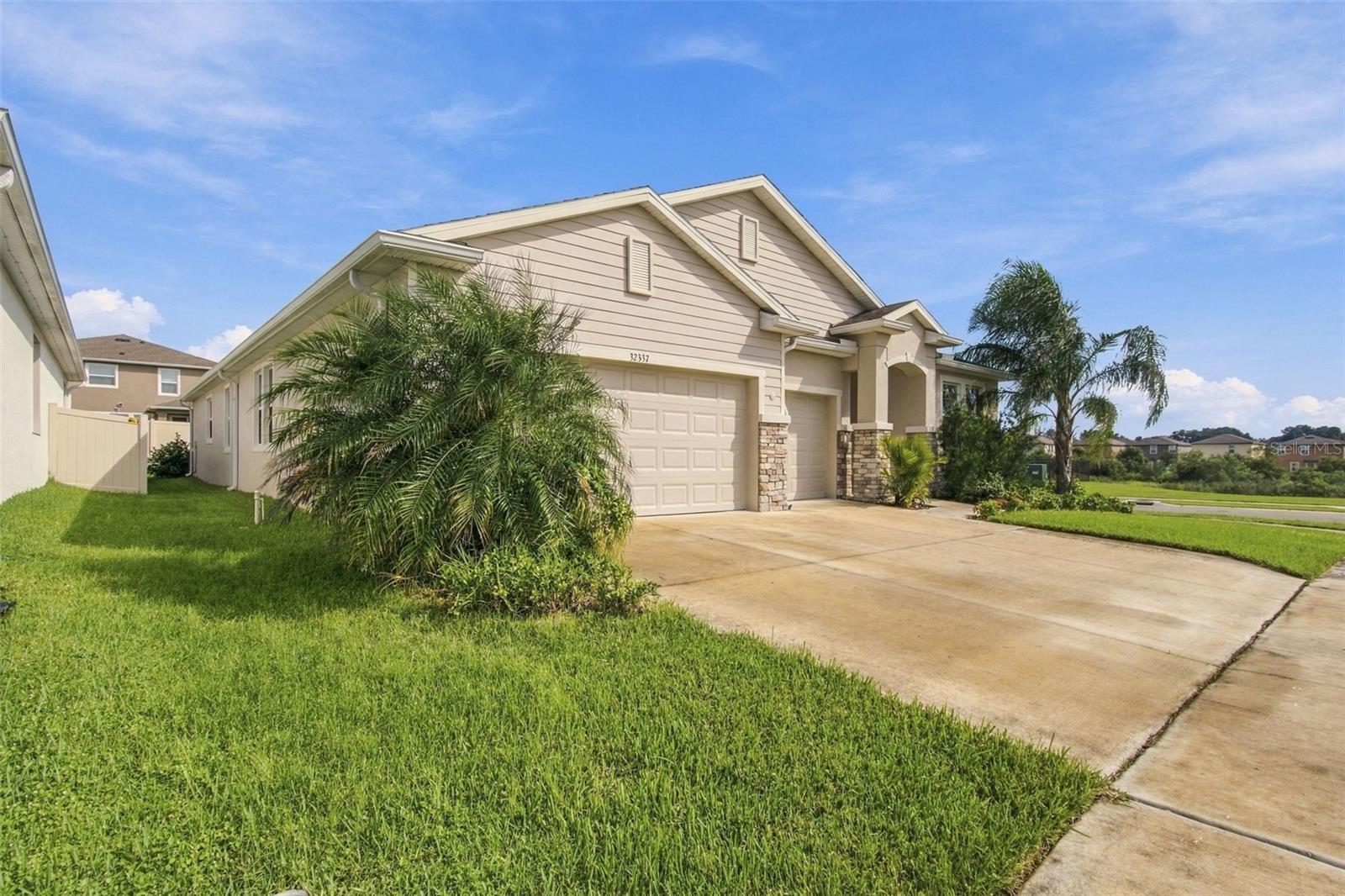 32337 CONCHSHELL SAIL ST — photo 2