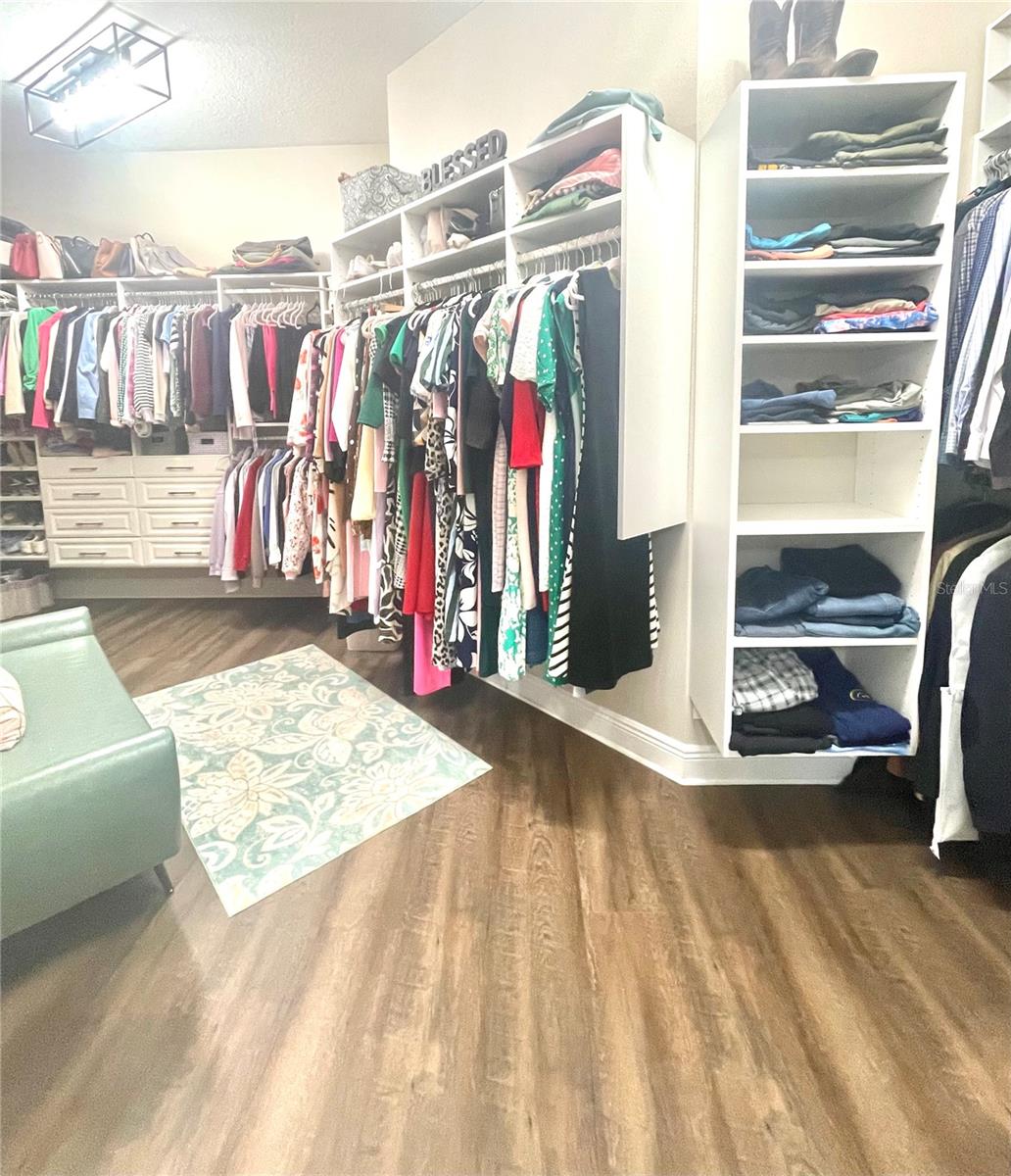 1212 LOREA LN — photo 29
