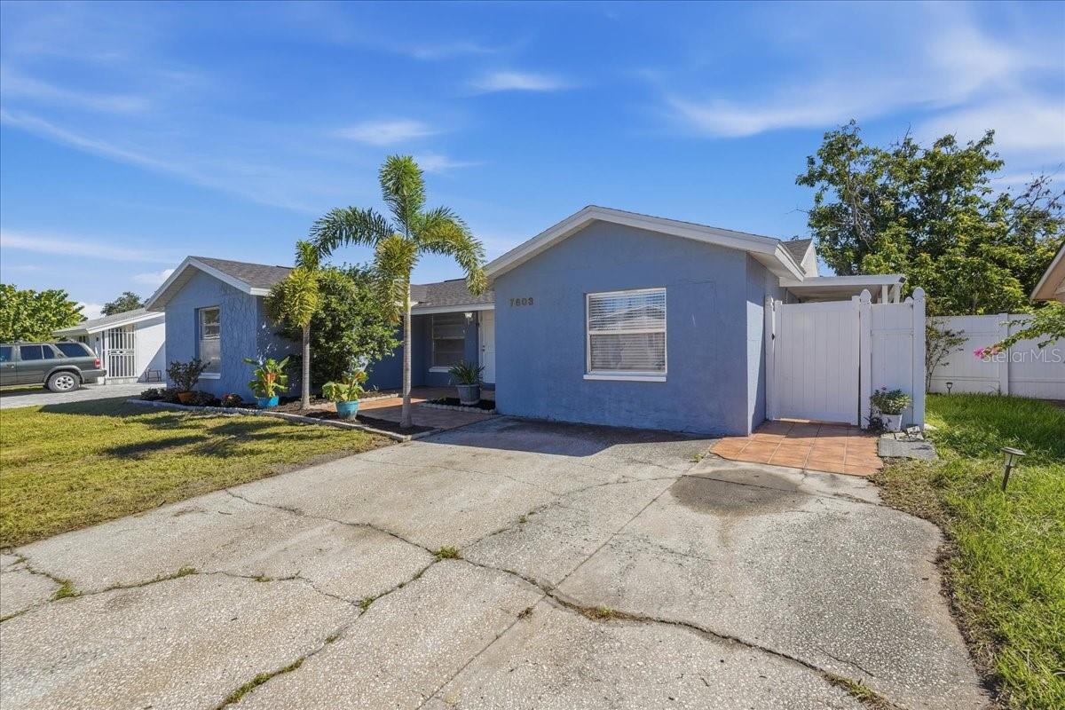 7603 WOODLAND OAKS CT — photo 46