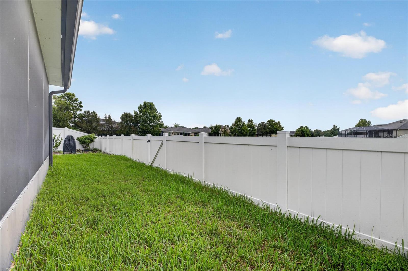 10619 SCENIC HOLLOW DR — photo 45