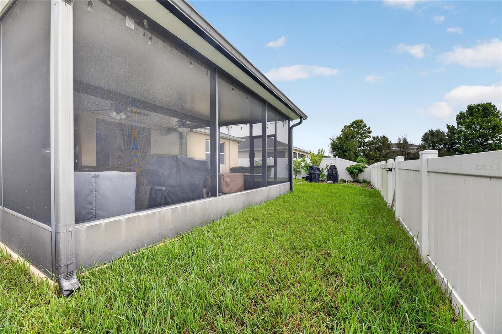 10619 SCENIC HOLLOW DR — photo 44