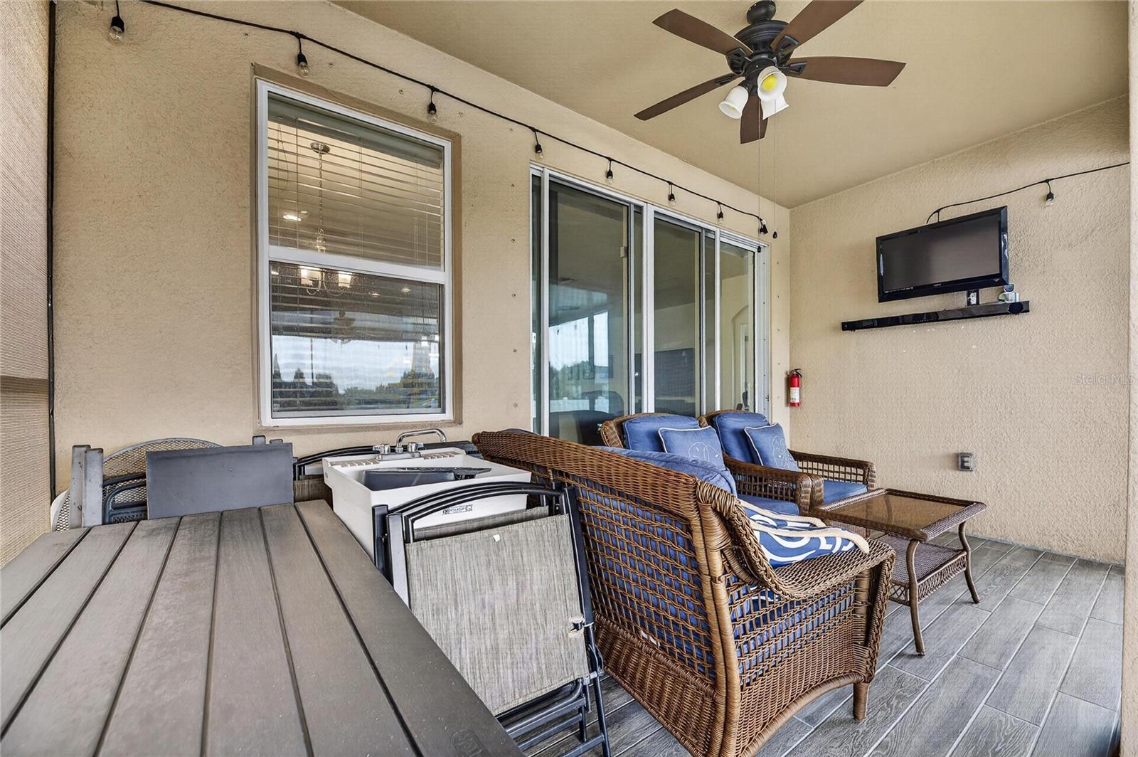 10619 SCENIC HOLLOW DR — photo 40