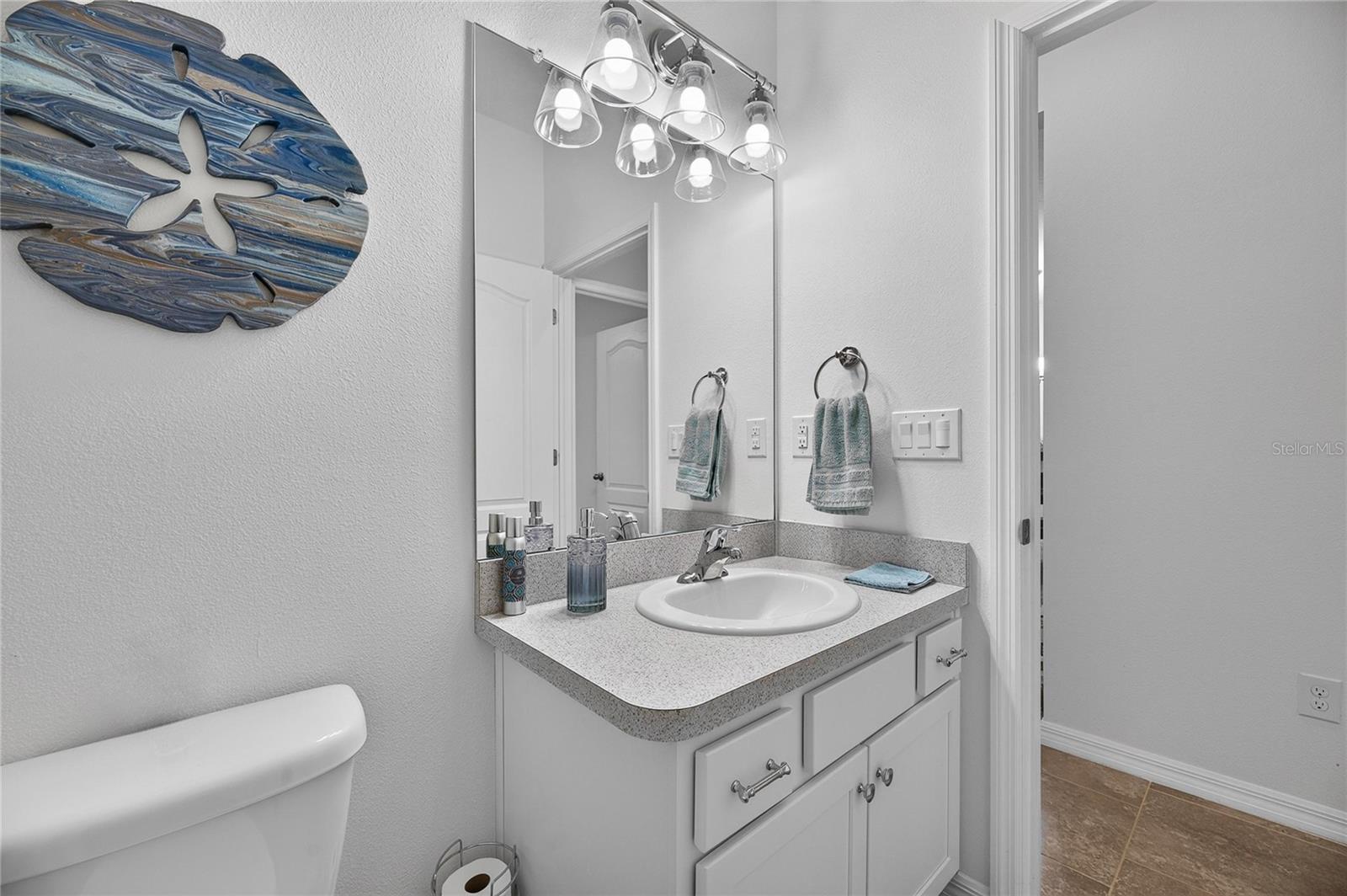 10619 SCENIC HOLLOW DR — photo 22