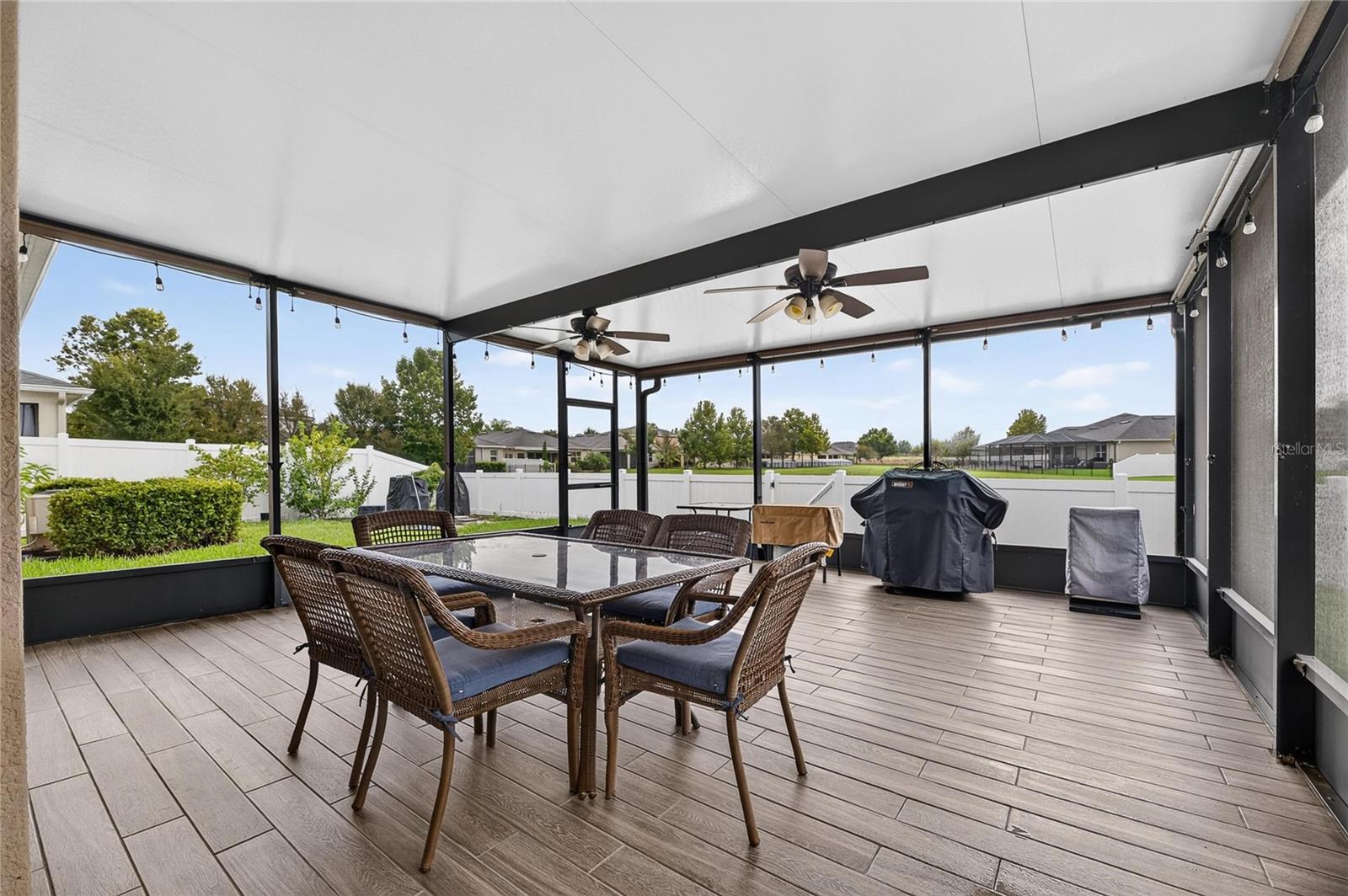 10619 SCENIC HOLLOW DR — photo 39