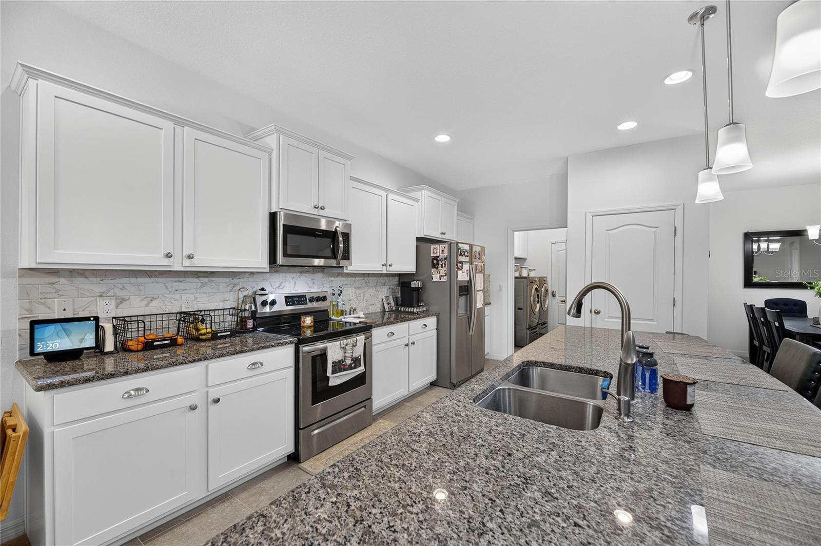 10619 SCENIC HOLLOW DR — photo 2