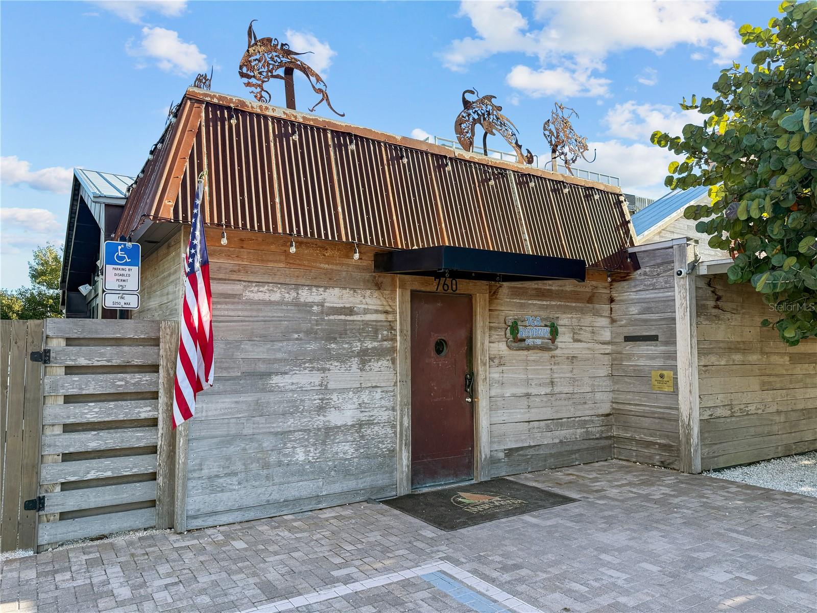 700 LONGBOAT CT — photo 33