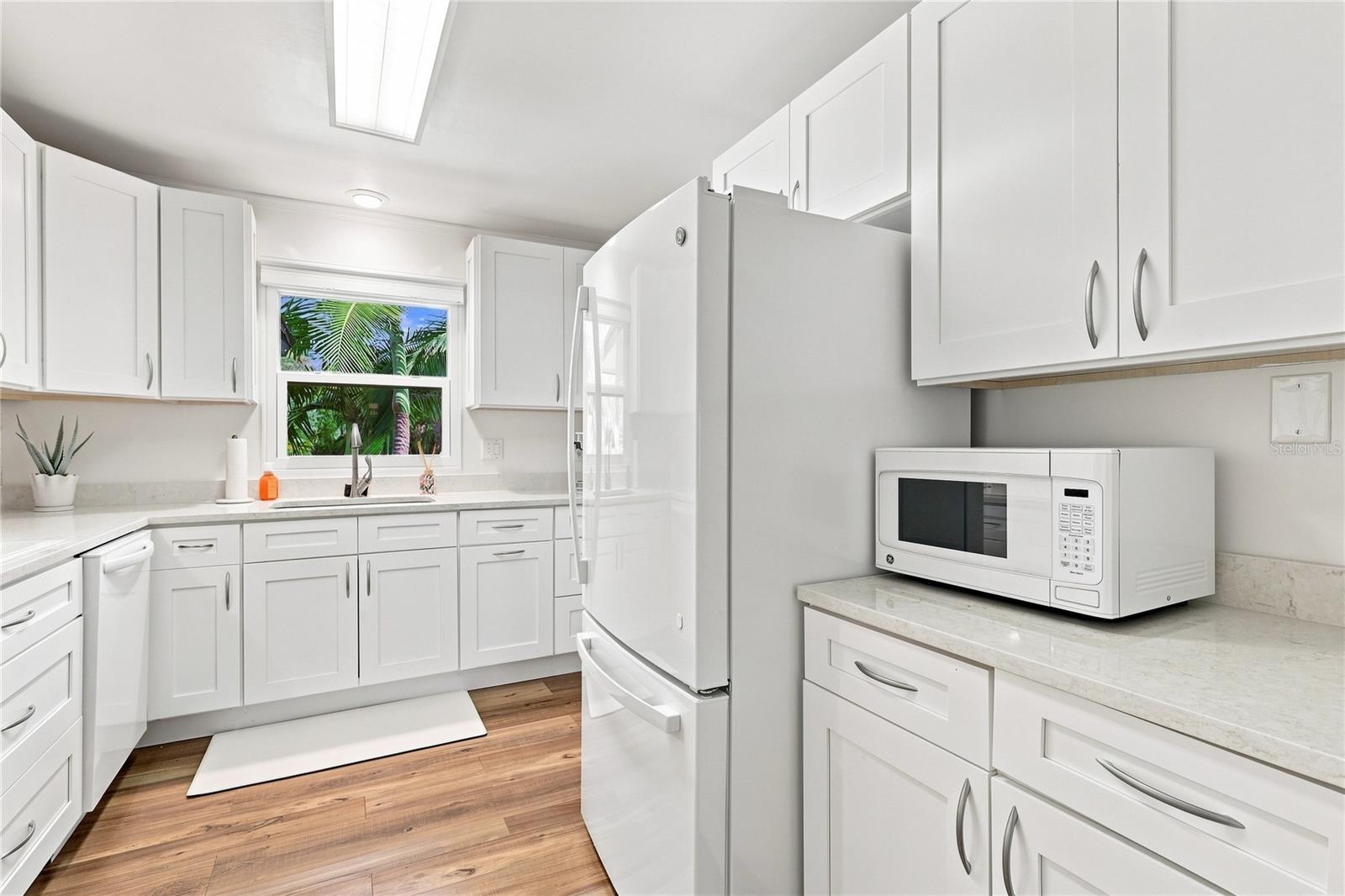 700 LONGBOAT CT — photo 6