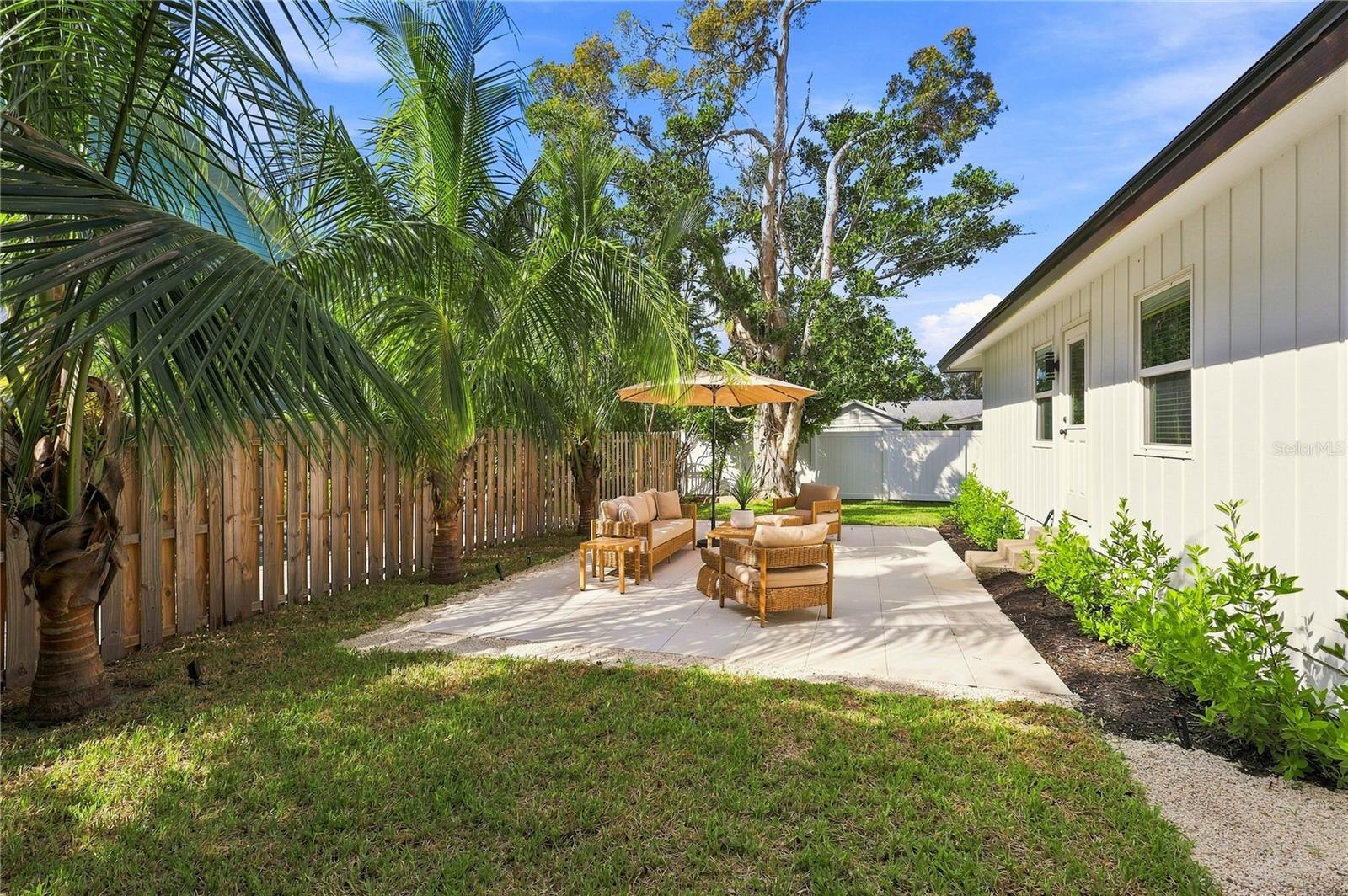 700 LONGBOAT CT — photo 9