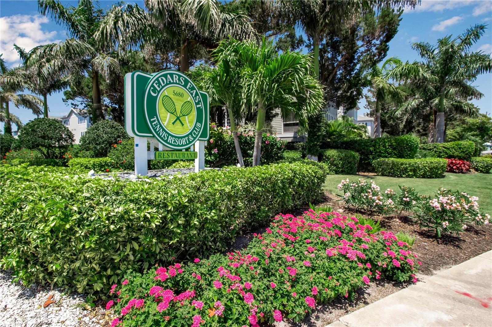 700 LONGBOAT CT — photo 22