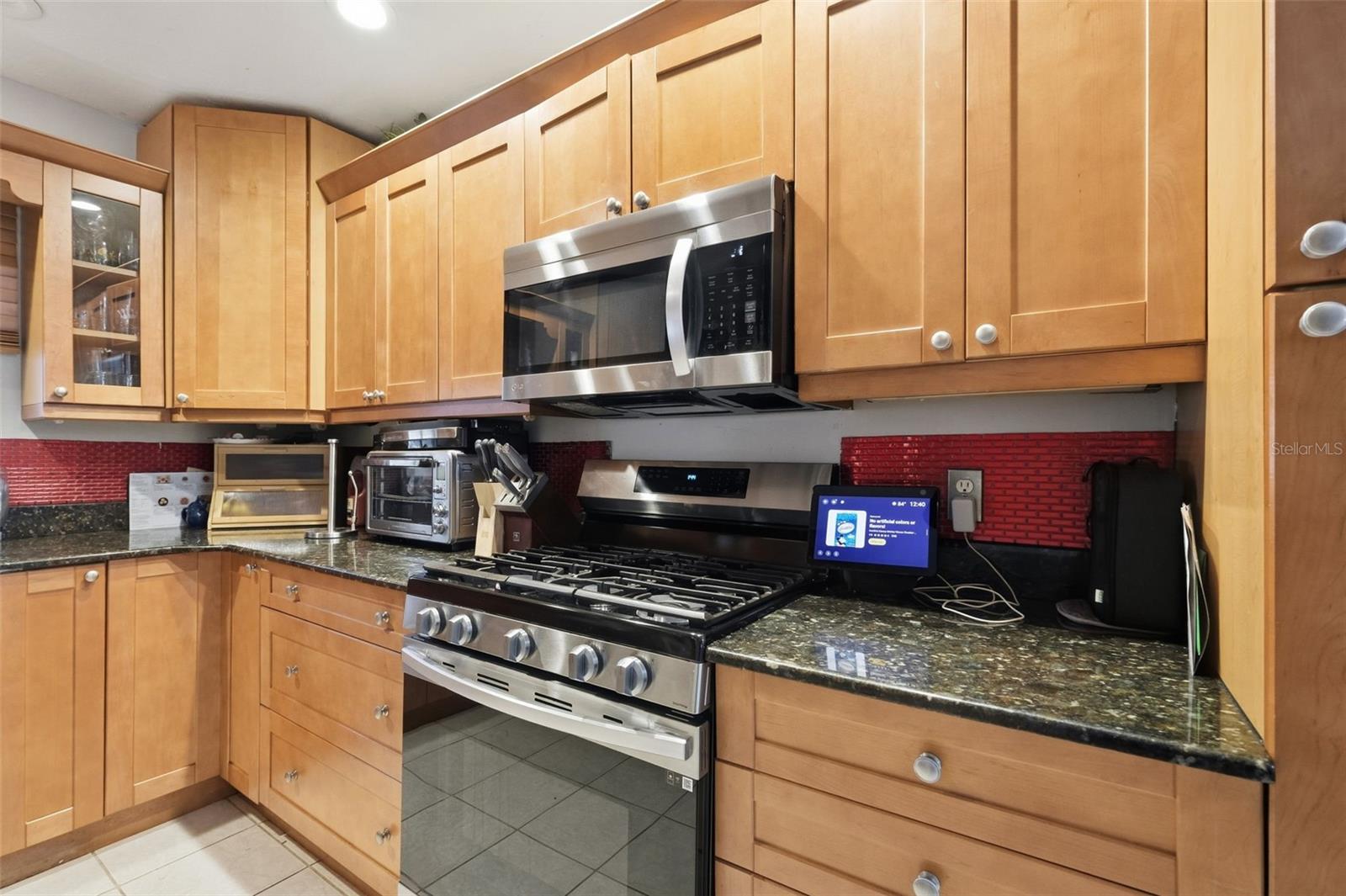 1356 WOODCREST AVE — photo 11