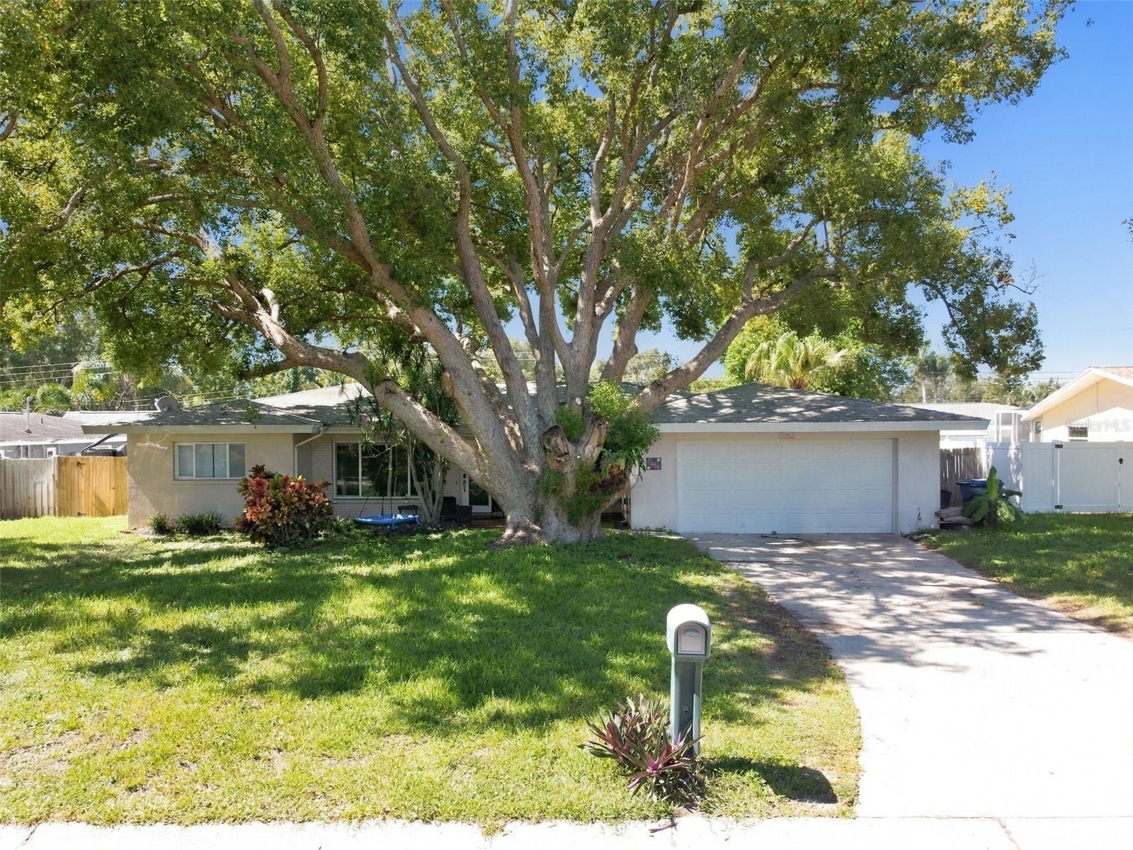 1356 WOODCREST AVE — photo 2