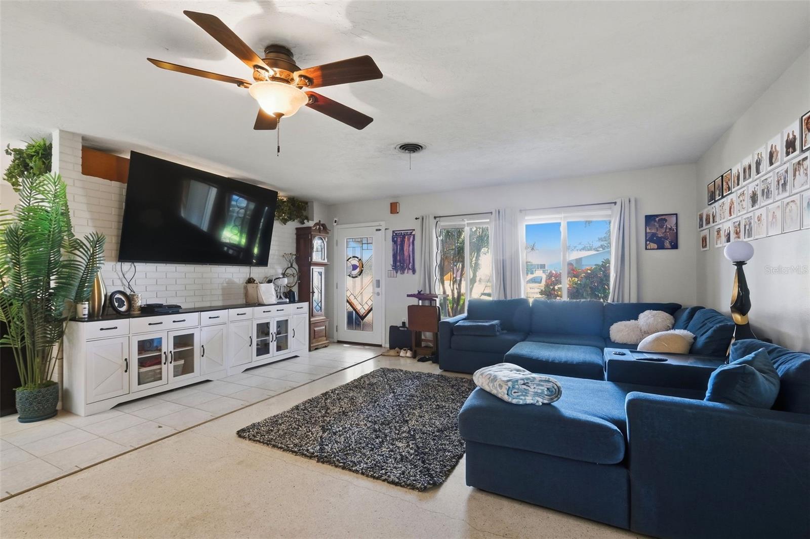 1356 WOODCREST AVE — photo 6