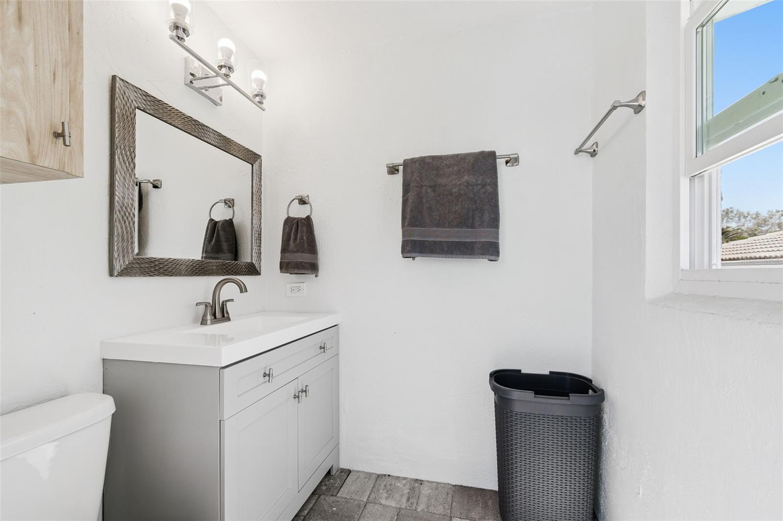 320 BELLE ISLE AVE — photo 51