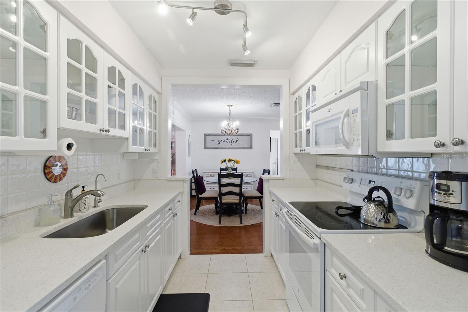 2039 PINE RIDGE DR — photo 16