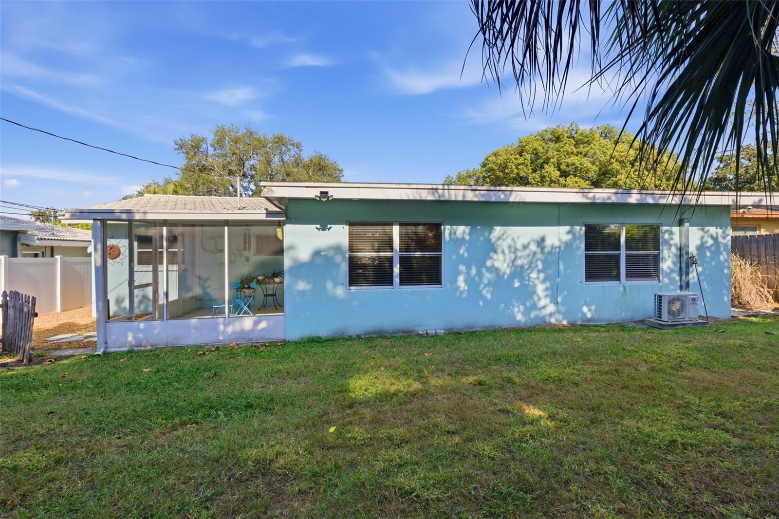 2039 PINE RIDGE DR — photo 29