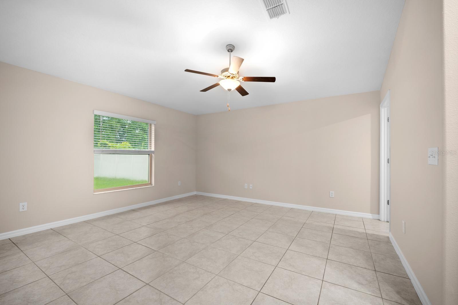 1983 FAN ALOE WAY — photo 13