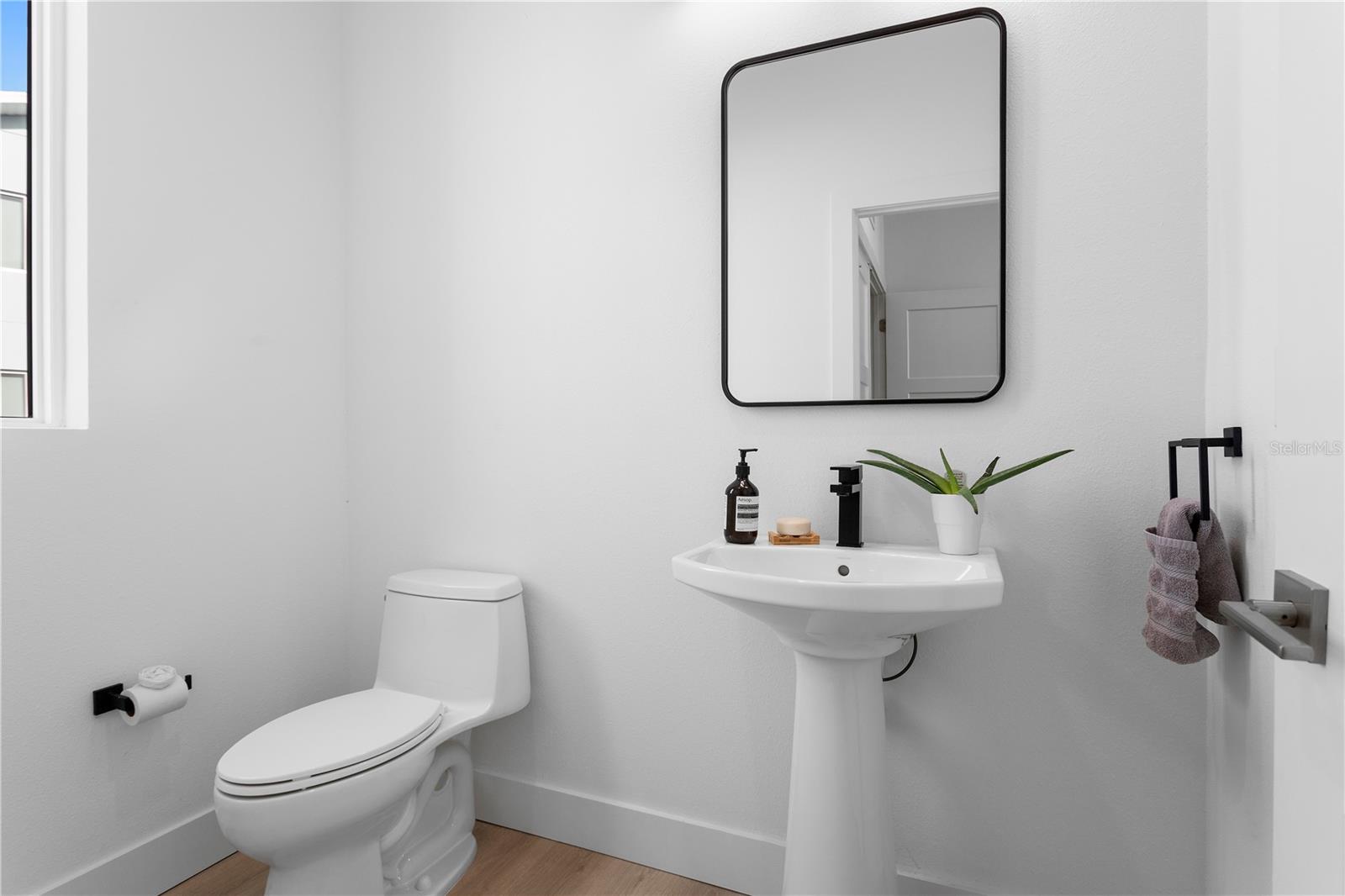 3826 POMPANO DR SE — photo 31