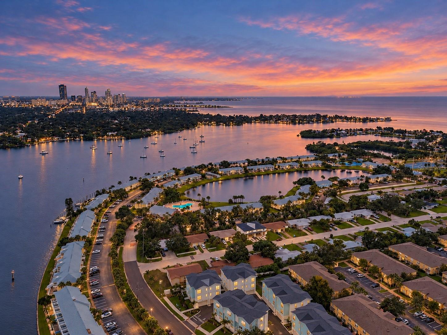 3826 POMPANO DR SE — photo 37