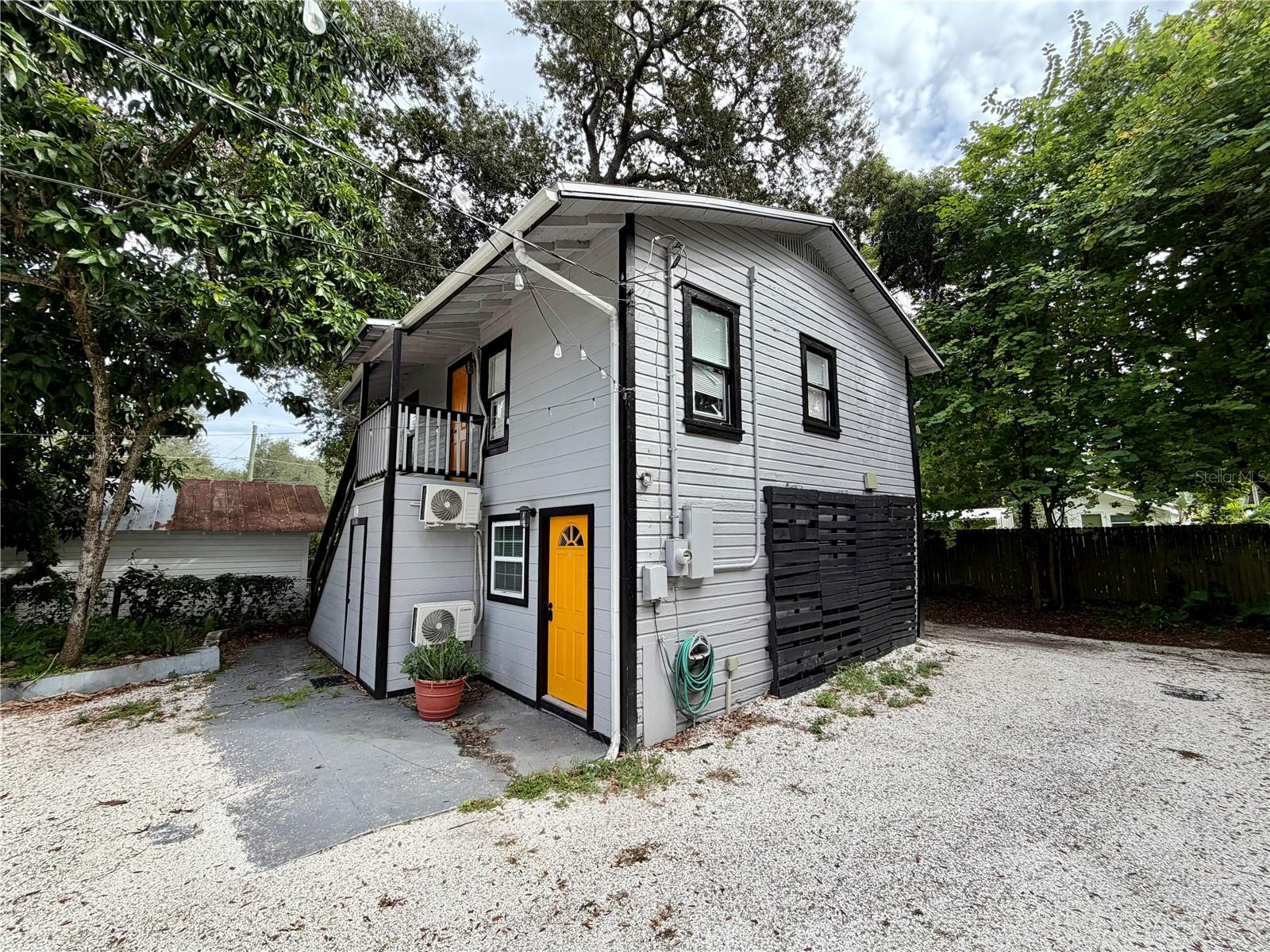 1021 E CAYUGA ST — photo 21