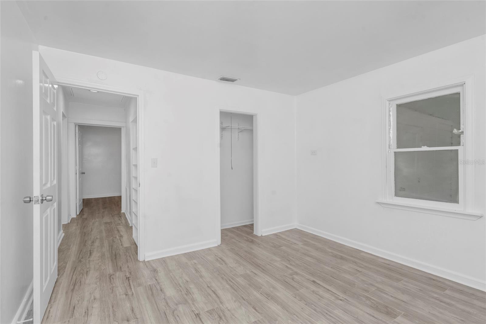 8021 N EDISON AVE — photo 23