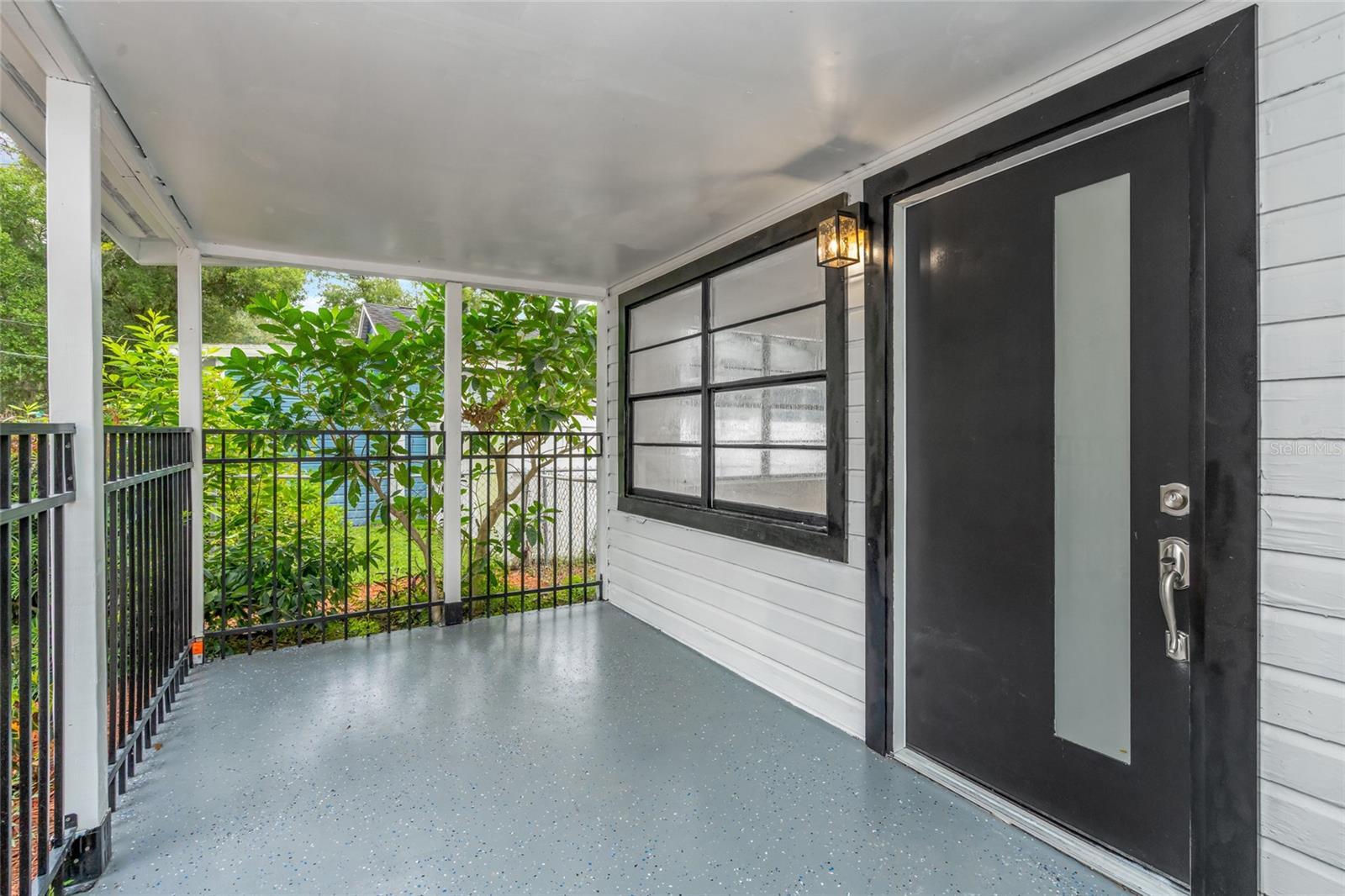 8021 N EDISON AVE — photo 29