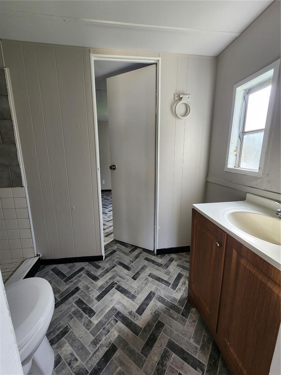 14851 DADE ST — photo 12