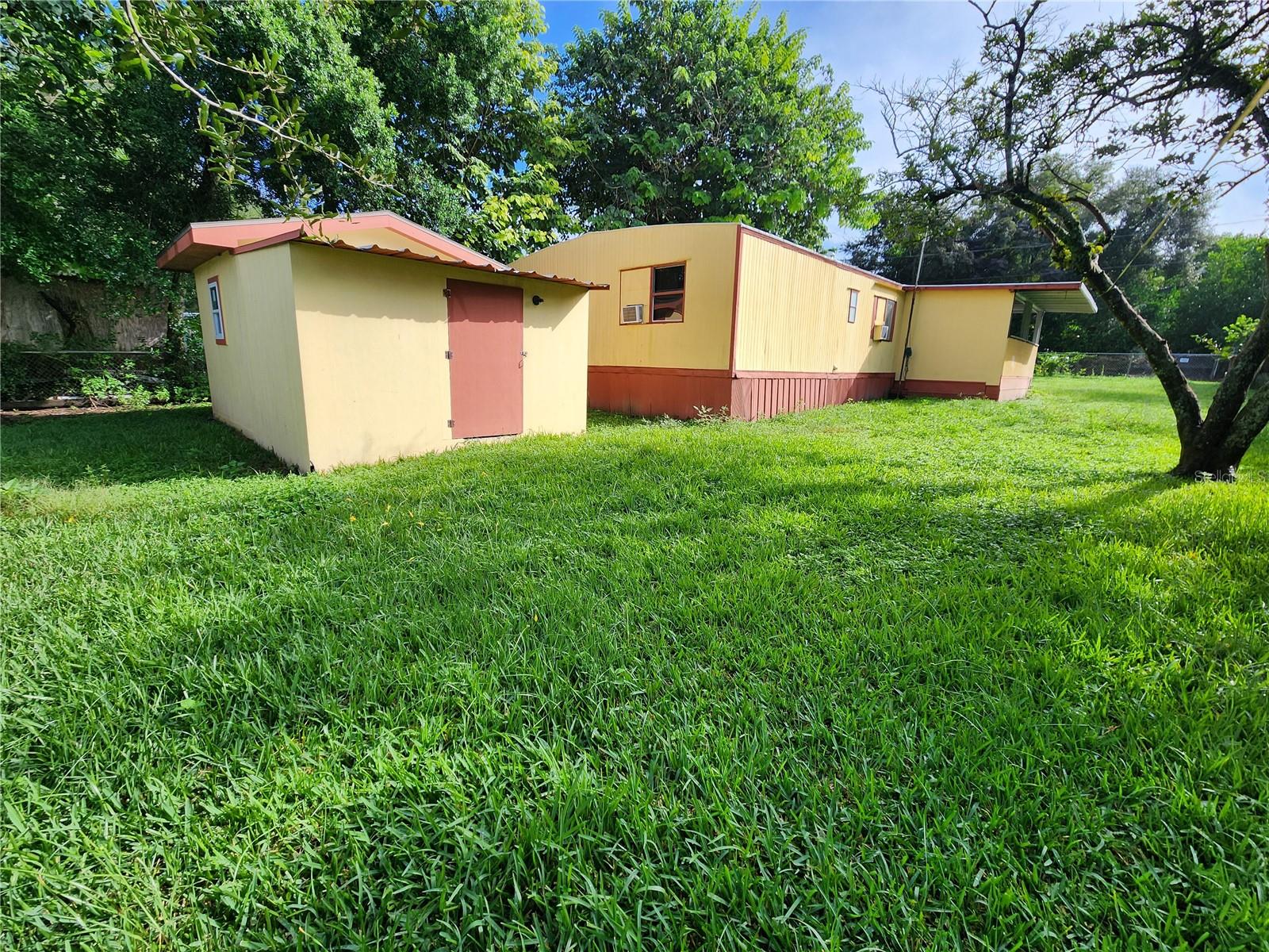 14851 DADE ST — photo 15