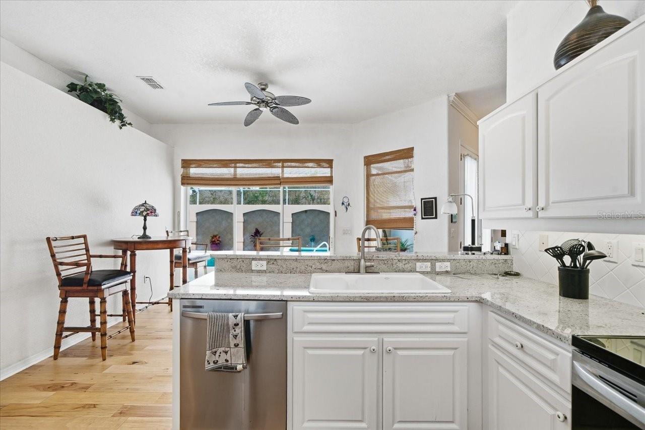 12220 WOODLANDS CIR — photo 27