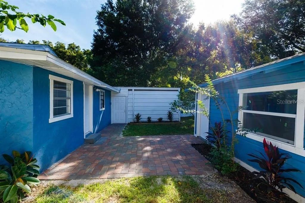 1201 E CAYUGA ST — photo 27