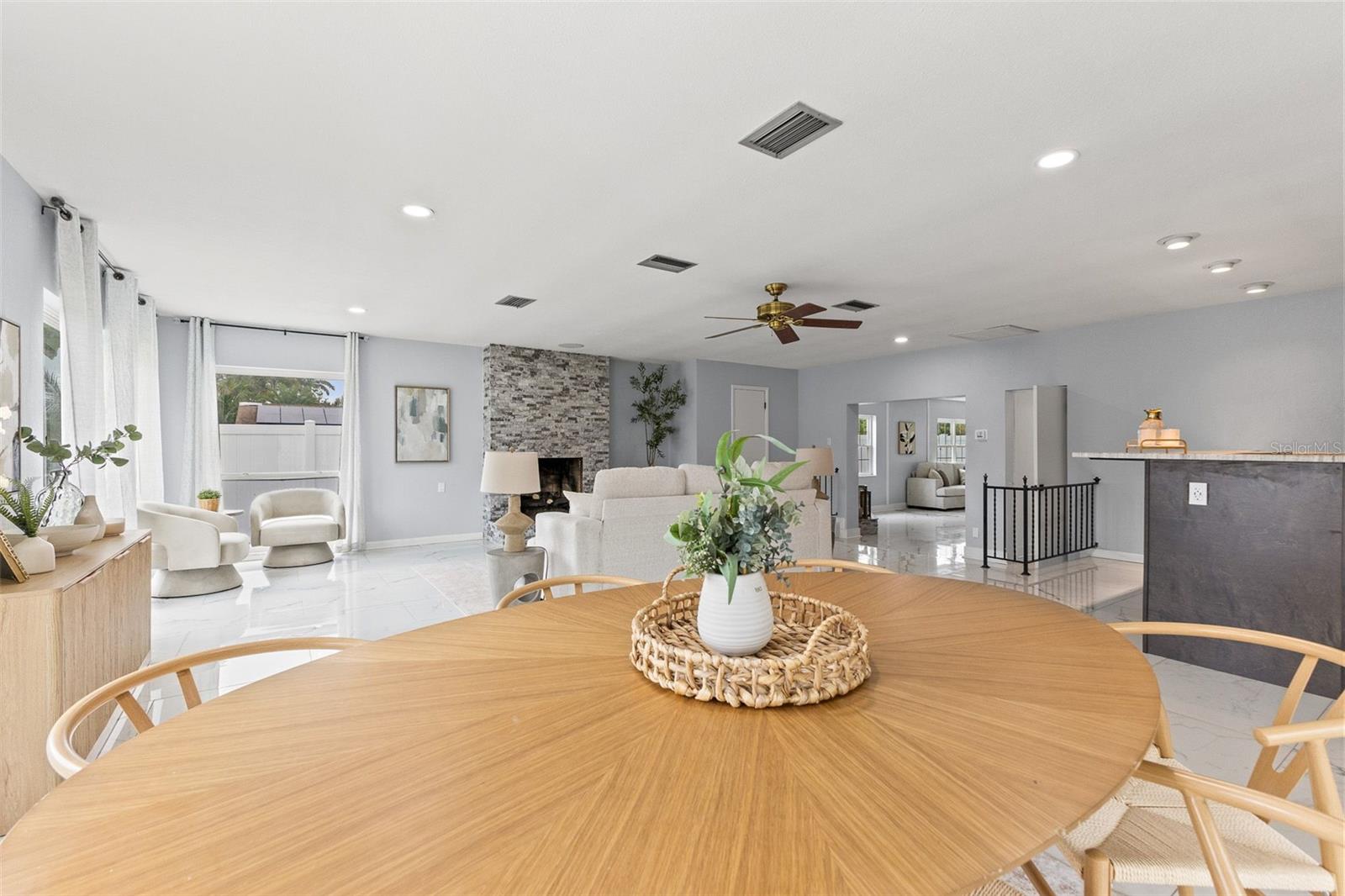 4000 14TH WAY NE — photo 21