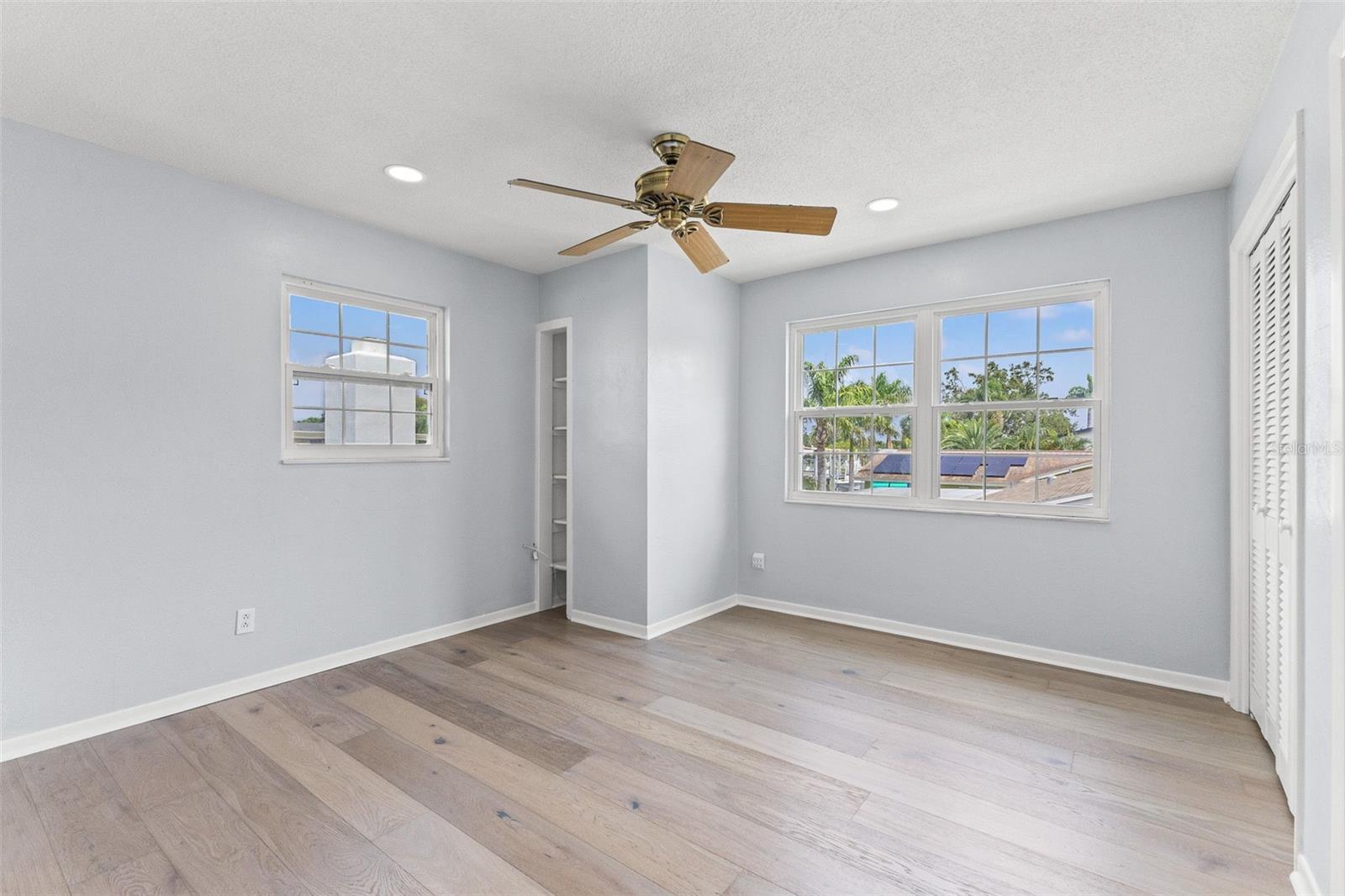4000 14TH WAY NE — photo 54