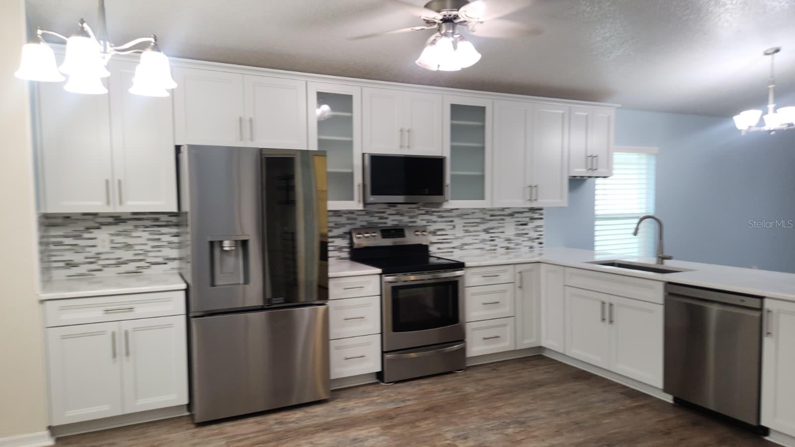 8330 GOLDOME DR — photo 13