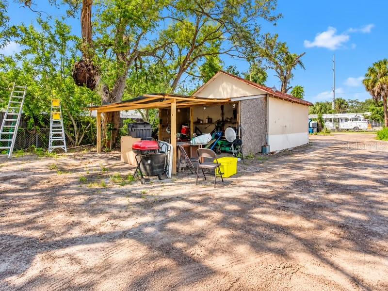 8021 PALM RIVER RD — photo 14