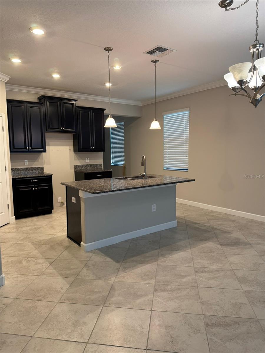 3622 PINE RIBBON DR — photo 7